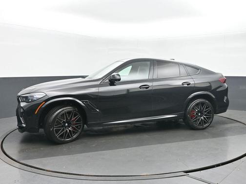 Black Sapphire Metallic 2022 BMW X6 M Base