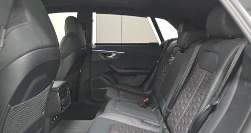 Glacier White Metallic 2023 Audi RS Q8 4.0T