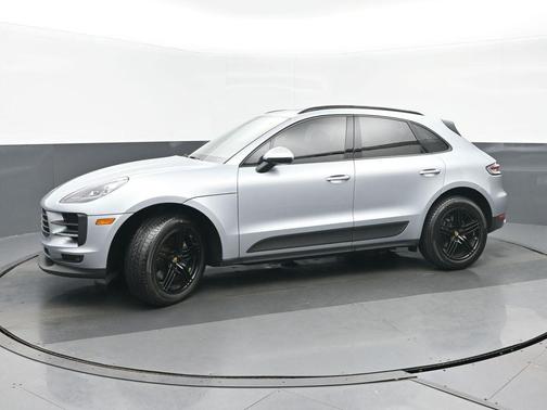 2020 Porsche Macan Base