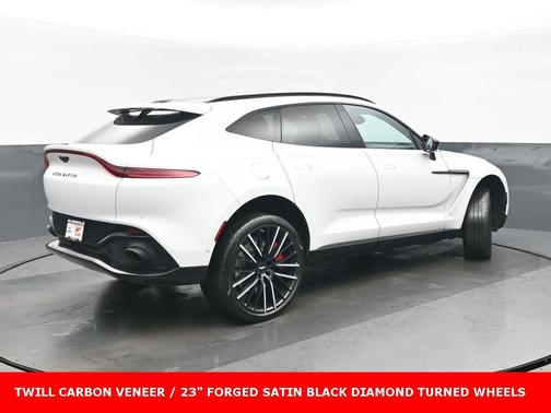 2022 Aston Martin DBX Base