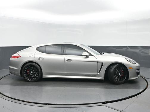 2013 Porsche Panamera GTS