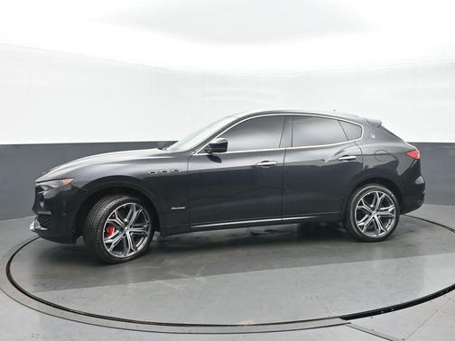 Black 2019 Maserati Levante S GranLusso