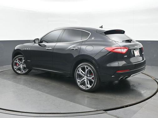 Black 2019 Maserati Levante S GranLusso