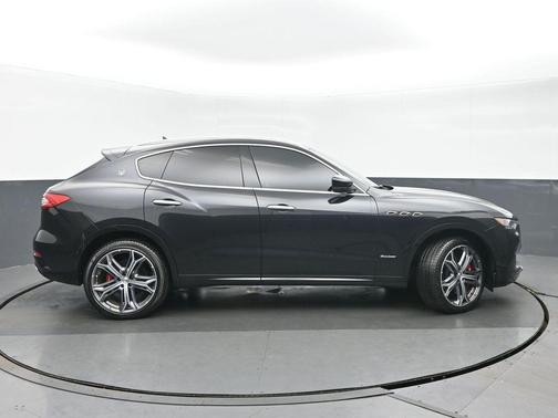Black 2019 Maserati Levante S GranLusso