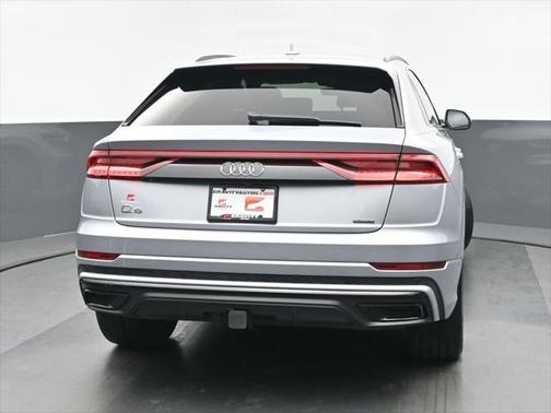 2021 Audi Q8 55 Premium Plus