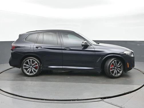 2023 BMW X3 M40i
