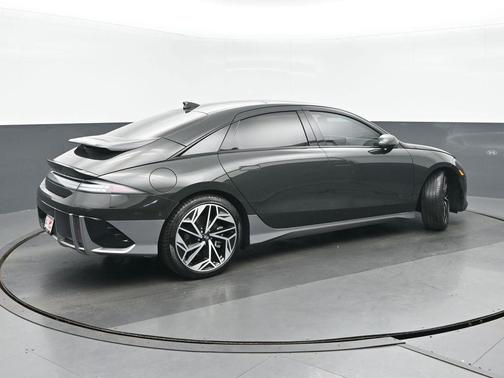 2023 Hyundai IONIQ 6 Limited