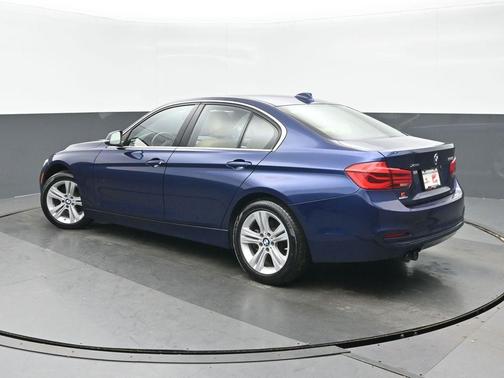 2018 BMW 330 xDrive
