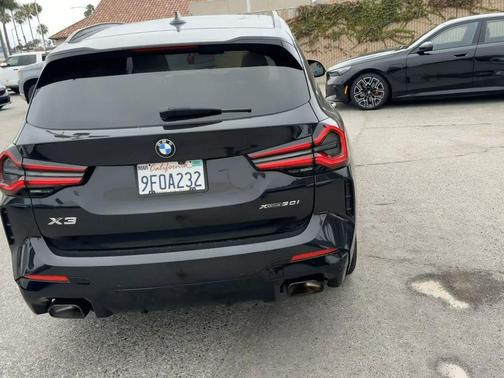 Black Sapphire Metallic 2023 BMW X3 xDrive30i