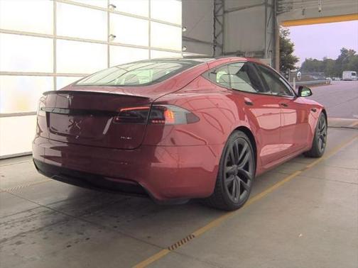 2021 Tesla Model S Plaid