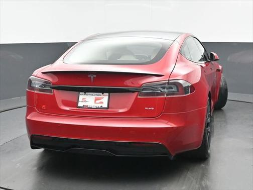 2021 Tesla Model S Plaid