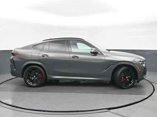 2023 BMW X6 M50i