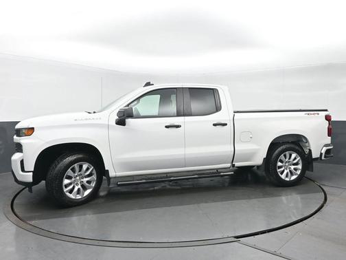 Summit White 2021 Chevrolet Silverado 1500 Custom