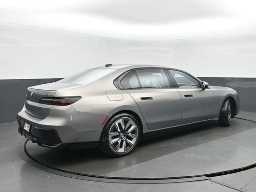 2023 BMW i7 xDrive60