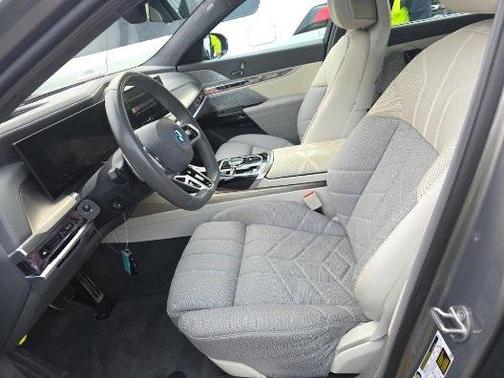 2023 BMW i7 xDrive60