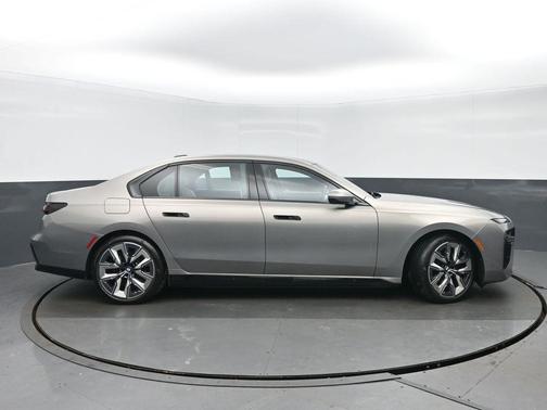 2023 BMW i7 xDrive60