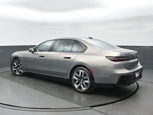 2023 BMW i7 xDrive60