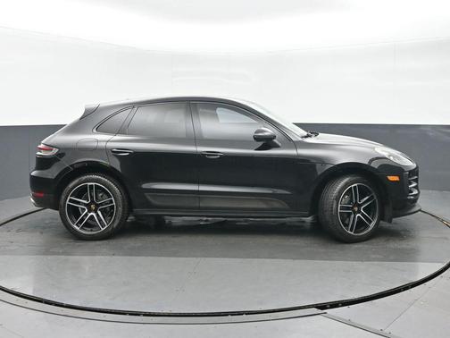 Black 2021 Porsche Macan Macan