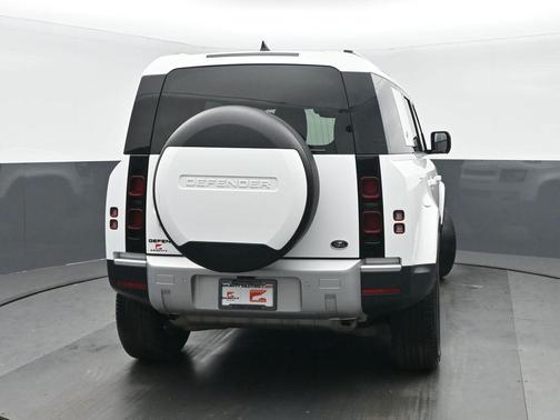 2023 Land Rover Defender 110 S