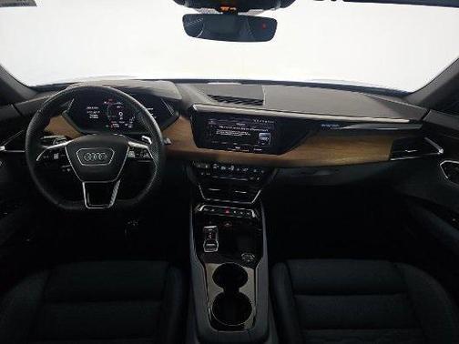 2023 Audi e-tron GT Prestige quattro