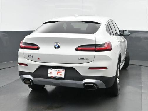 2022 BMW X4 xDrive30i