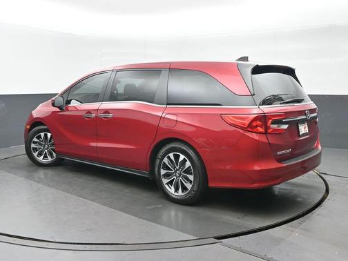 Radiant Red Metallic II 2022 Honda Odyssey EX-L