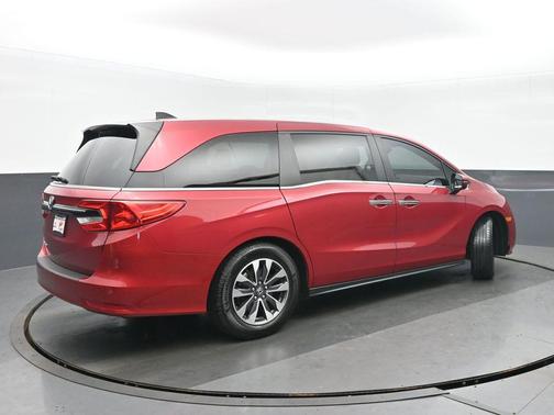 Radiant Red Metallic II 2022 Honda Odyssey EX-L