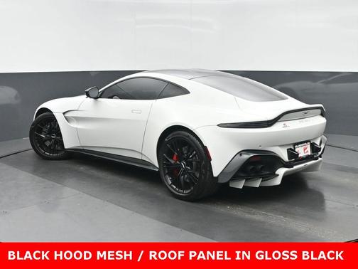 2021 Aston Martin Vantage Base