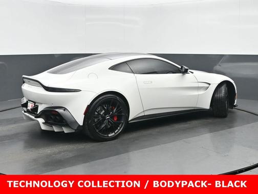 2021 Aston Martin Vantage Base