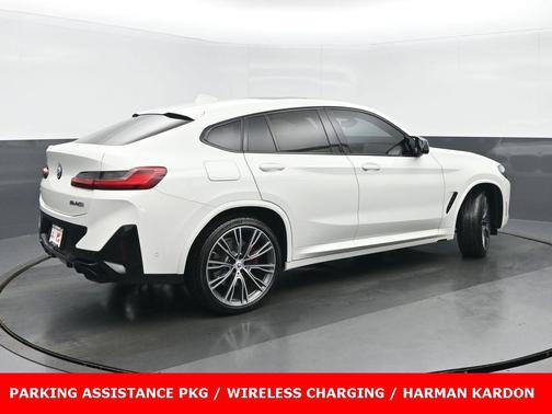 2023 BMW X4 M40i
