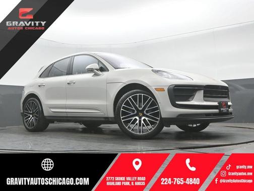 Chalk 2022 Porsche Macan Macan