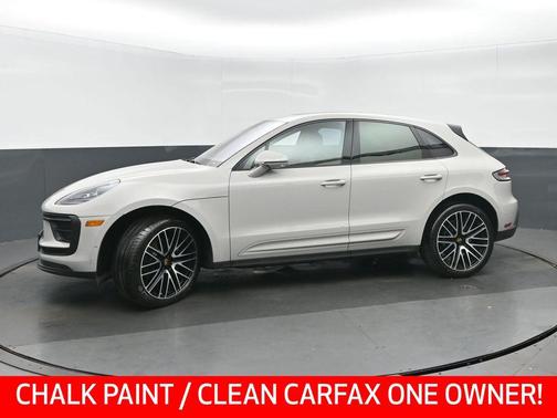 Chalk 2022 Porsche Macan Macan