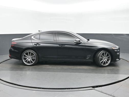 2023 Genesis G70 2.0T AWD