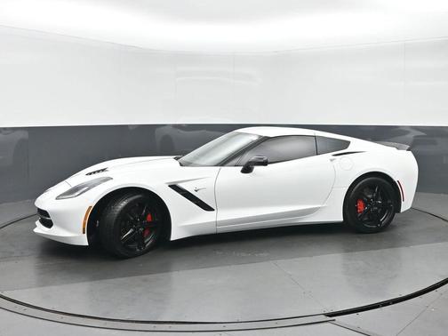 Arctic White 2017 Chevrolet Corvette Stingray