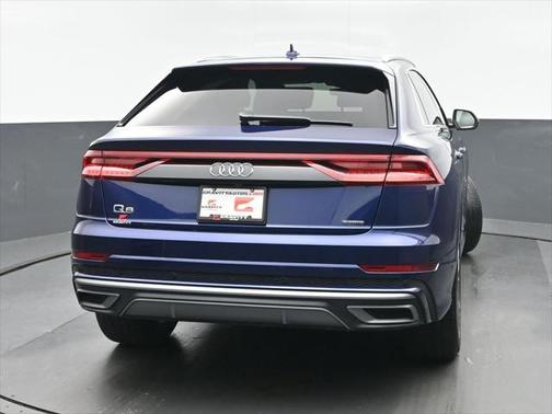 2023 Audi Q8 55 Premium Plus