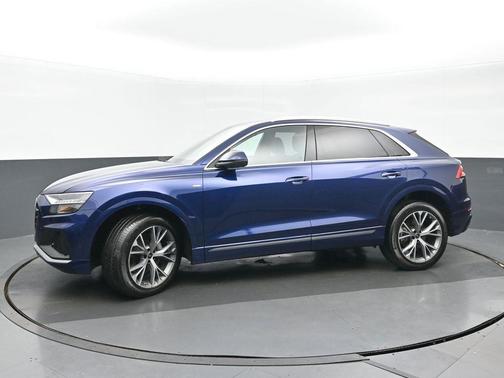 2023 Audi Q8 55 Premium Plus