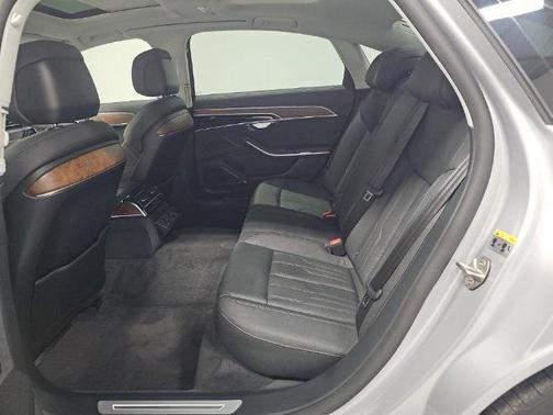 2022 Audi A8 L 55 TFSI quattro Tiptronic