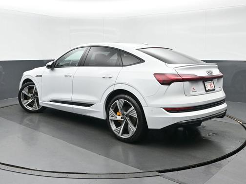 2022 Audi e-tron Sportback S line Prestige