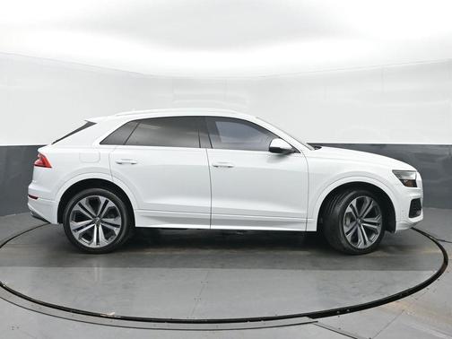Glacier White Metallic 2019 Audi Q8 3.0T Premium