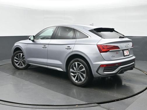 2022 Audi Q5 45 S line Premium