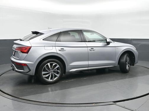 2022 Audi Q5 45 S line Premium