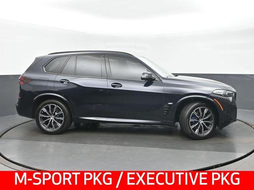 Carbon Black Metallic 2024 BMW X5 xDrive40i
