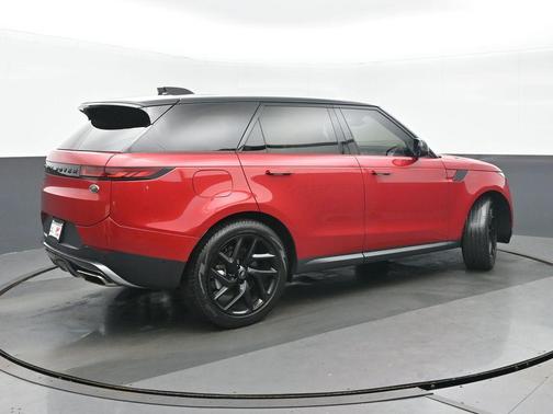 Firenze Red Metallic 2023 Land Rover Range Rover Sport SE