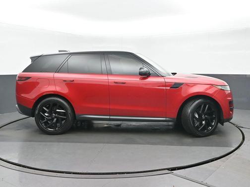 Firenze Red Metallic 2023 Land Rover Range Rover Sport SE