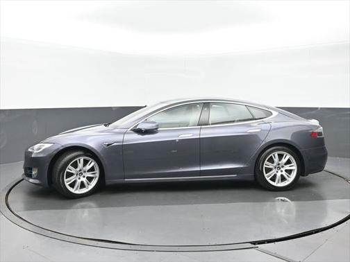 2020 Tesla Model S Long Range