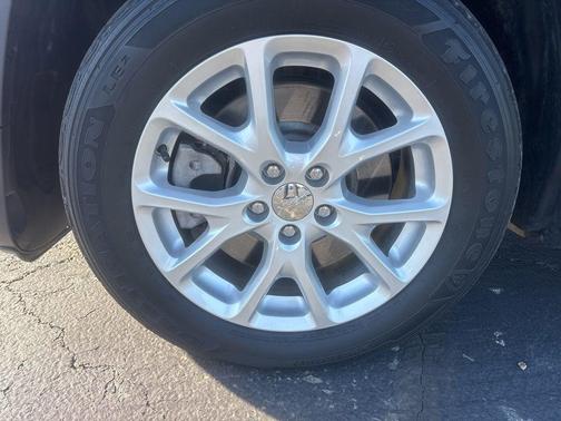 Diamond Black 2017 Jeep Cherokee Latitude
