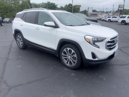 Summit White 2019 GMC Terrain SLT