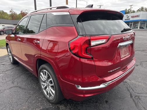 2023 GMC Terrain Denali