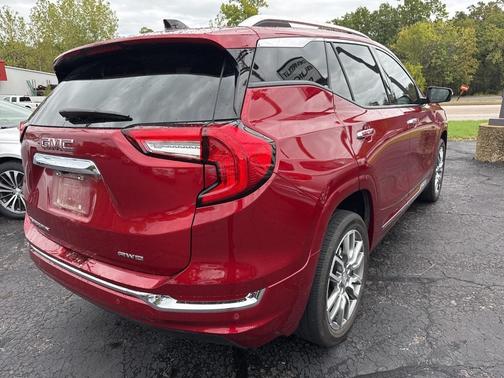 2023 GMC Terrain Denali