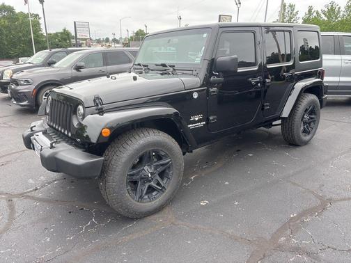 Black Clearcoat 2017 Jeep Wrangler Unlimited Sahara